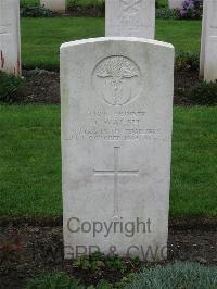 Cite Bonjean Military Cemetery Armentieres - Walsh, J