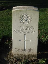 Cite Bonjean Military Cemetery Armentieres - Walters, H J