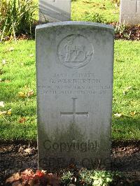 Cite Bonjean Military Cemetery Armentieres - Warburton, C