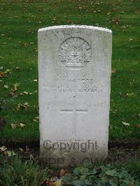 Cite Bonjean Military Cemetery Armentieres - Waters, Peter Patrick