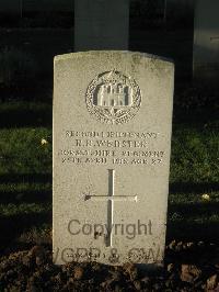 Cite Bonjean Military Cemetery Armentieres - Webster, Robert Bell