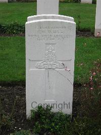 Cite Bonjean Military Cemetery Armentieres - White, C W