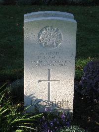 Cite Bonjean Military Cemetery Armentieres - White, Harold Edwin