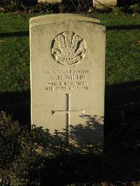 Cite Bonjean Military Cemetery Armentieres - Willis, A H