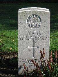 Cite Bonjean Military Cemetery Armentieres - Willis, Stanley Francis