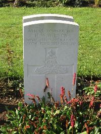 Cite Bonjean Military Cemetery Armentieres - Wilson, H W