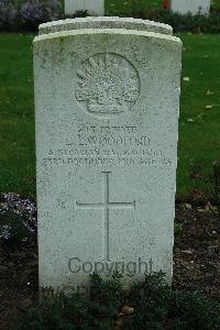 Cite Bonjean Military Cemetery Armentieres - Woodford, Edgar Lisle