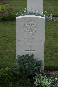 Philosophe British Cemetery Mazingarbe - Arthur, J
