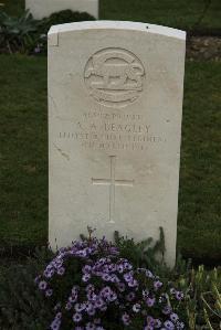 Philosophe British Cemetery Mazingarbe - Beagley, A A