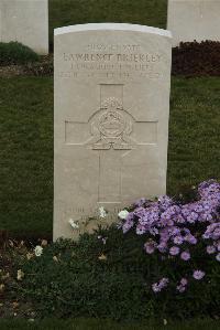 Philosophe British Cemetery Mazingarbe - Brierley, Lawrence