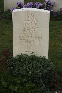 Philosophe British Cemetery Mazingarbe - Brockwell, F C