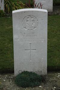 Philosophe British Cemetery Mazingarbe - Carden, P