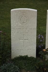 Philosophe British Cemetery Mazingarbe - Carratt, Frederick John