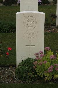 Philosophe British Cemetery Mazingarbe - Chilton, Arthur