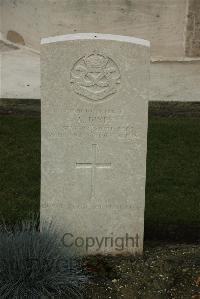 Philosophe British Cemetery Mazingarbe - Dixey, A