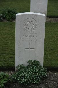 Philosophe British Cemetery Mazingarbe - Donnelly, P