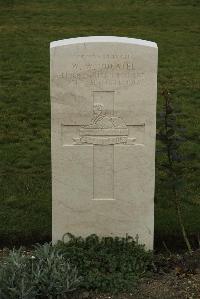 Philosophe British Cemetery Mazingarbe - Ducatel, W W