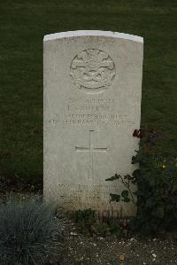 Philosophe British Cemetery Mazingarbe - Faulkner, J