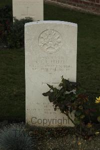Philosophe British Cemetery Mazingarbe - Fuller, Robert Edward Charles