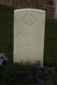 Philosophe British Cemetery Mazingarbe - Griffiths, John Stanley