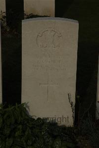 Philosophe British Cemetery Mazingarbe - Guthrie, J