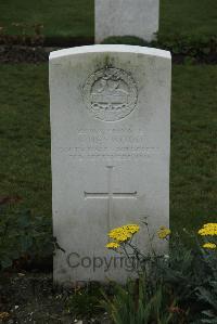 Philosophe British Cemetery Mazingarbe - Henwood, Bertie John