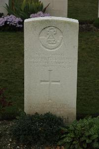 Philosophe British Cemetery Mazingarbe - Holbrook, Thomas Wilfred