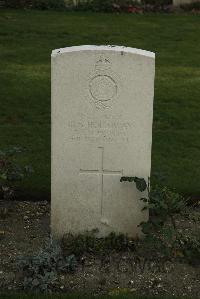 Philosophe British Cemetery Mazingarbe - Holloway, R G