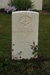 Philosophe British Cemetery Mazingarbe - Huntbach, Arthur Albert