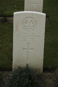 Philosophe British Cemetery Mazingarbe - Lewington, H E