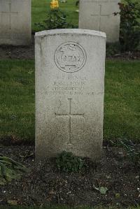 Philosophe British Cemetery Mazingarbe - Lewis, John William