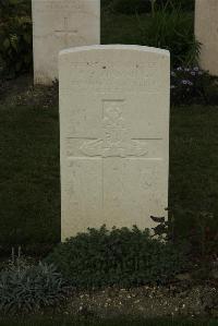 Philosophe British Cemetery Mazingarbe - Manning, P J