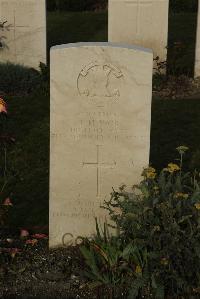 Philosophe British Cemetery Mazingarbe - McNair, James