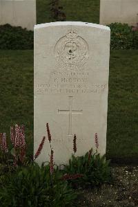 Philosophe British Cemetery Mazingarbe - McQuone, P