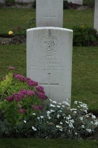 Philosophe British Cemetery Mazingarbe - Pears, J L