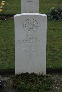 Philosophe British Cemetery Mazingarbe - Poller, J R