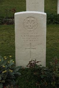 Philosophe British Cemetery Mazingarbe - Rawlingson, A