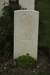 Philosophe British Cemetery Mazingarbe - Rodger, Hugh McPherson