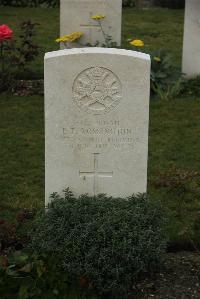 Philosophe British Cemetery Mazingarbe - Rossington, Edward Thomas