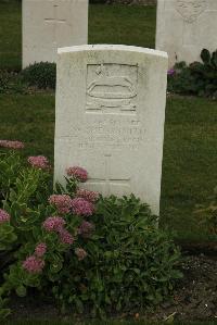 Philosophe British Cemetery Mazingarbe - Shearsmith, William