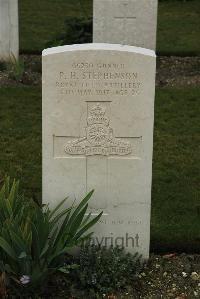 Philosophe British Cemetery Mazingarbe - Stephenson, Percy Henry