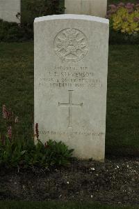 Philosophe British Cemetery Mazingarbe - Stevenson, John Edward