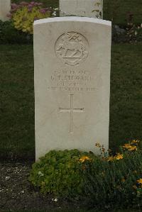 Philosophe British Cemetery Mazingarbe - Stewart, G T