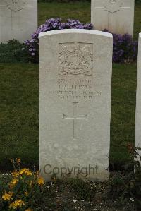 Philosophe British Cemetery Mazingarbe - Sullivan, J