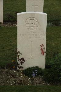 Philosophe British Cemetery Mazingarbe - Sykes, George Albert