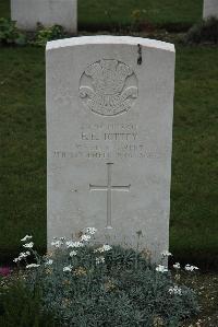 Philosophe British Cemetery Mazingarbe - Tottey, E E
