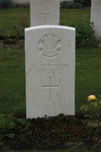 Philosophe British Cemetery Mazingarbe - Wainwright, G F