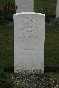 Philosophe British Cemetery Mazingarbe - Whitcher, A N