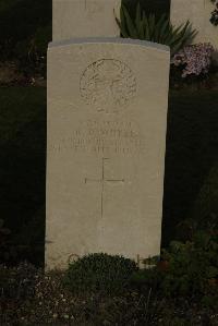 Philosophe British Cemetery Mazingarbe - Whyte, Robert Davidson