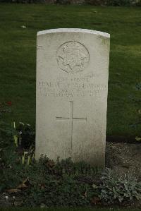 Philosophe British Cemetery Mazingarbe - Wood, Ernest George